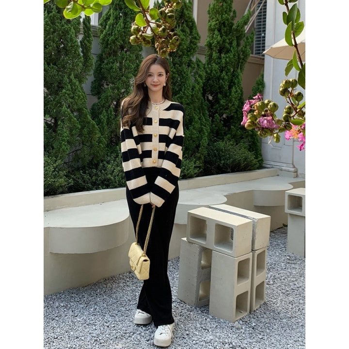 Women's Fashionable Loose Contrast Color Striped Round Neck Cardigan Jacket-Women's Outerwear 2023-Zishirts